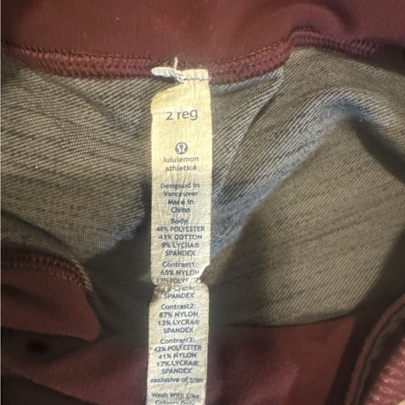 Vintage Lululemon Flared Bottom Leghings - Picture 3 of 3